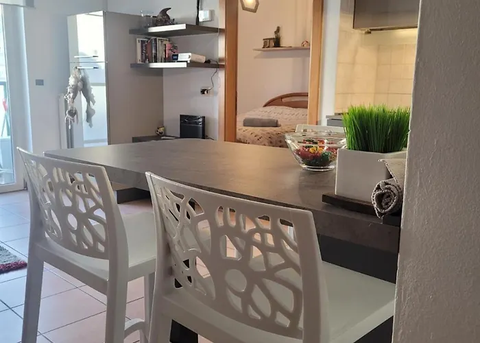 Apartment Flat Lemon